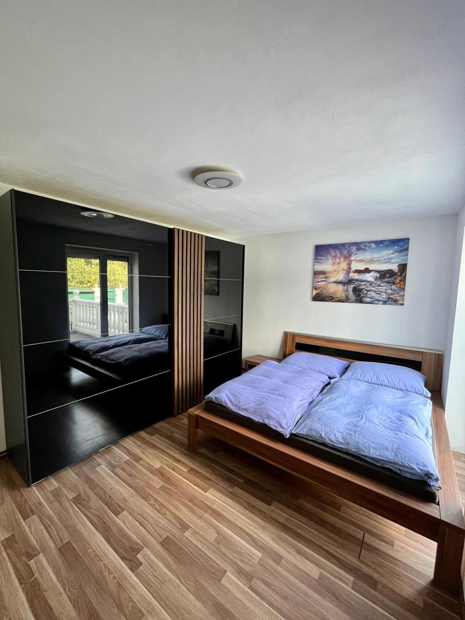 Luxurioeses Apartment Mit Pool Bécs Kültér fotó
